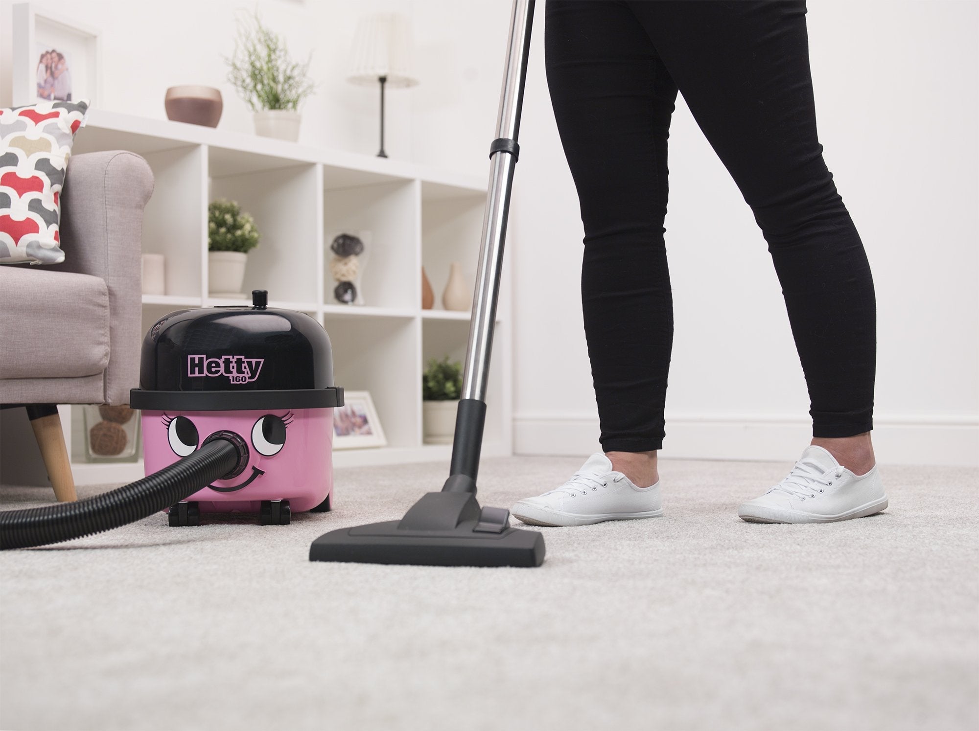 Henry Hetty HET160 Bagged Cylinder Vacuum, 620 W, 6 Litres, Pink