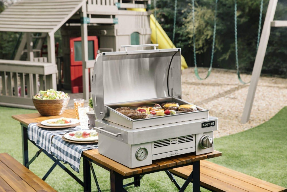 Coyote 25" Portable Grill